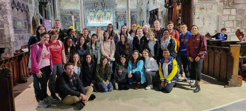 Molloy University Honors Program students in Ireland