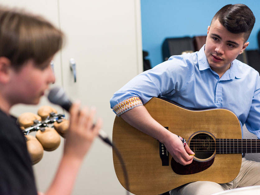 Music therapy guitar